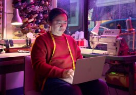 Ni morts, ni disparus : MacBook Neo ne tuera pas le PC portable à bas prix sous Windows 33 MacBook Neo en couleur rose nuage