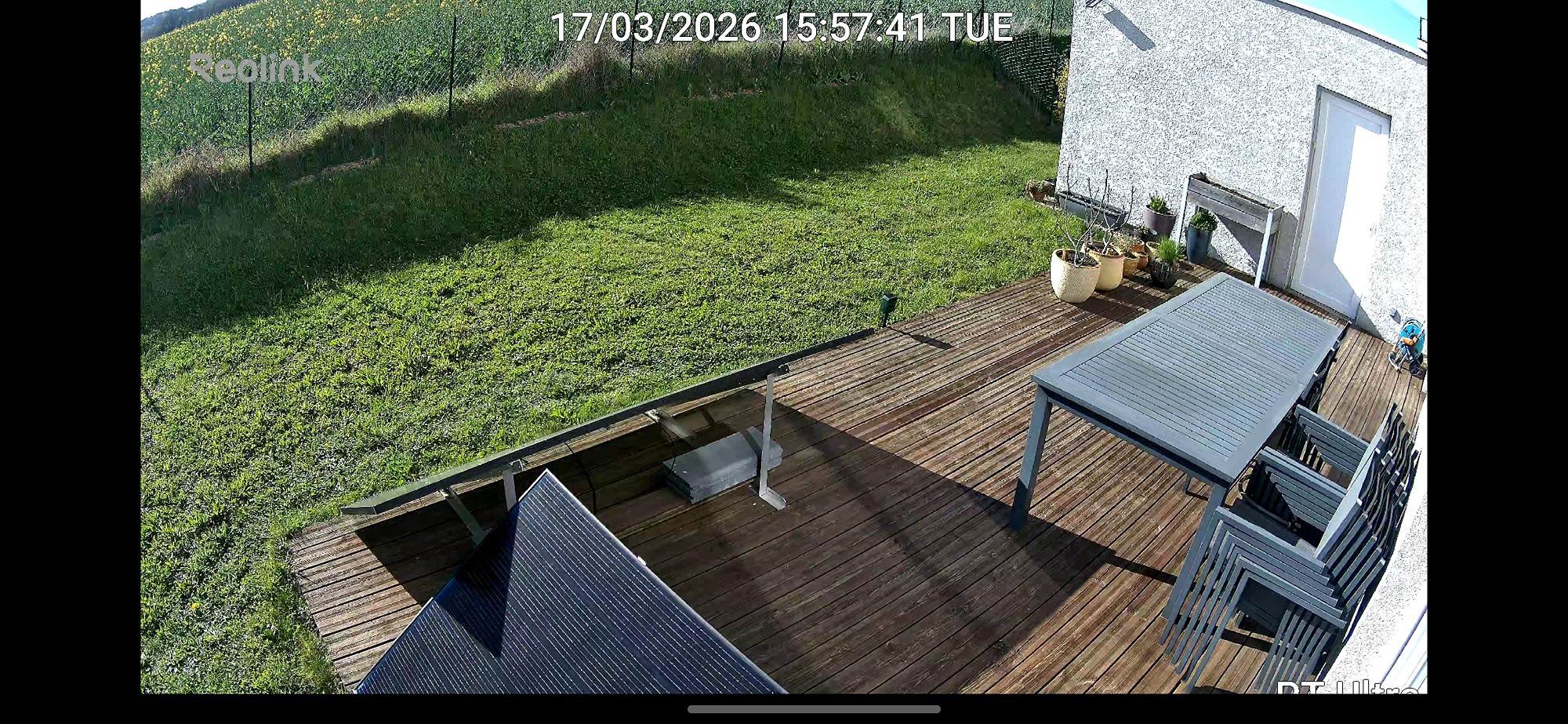 TEST Reolink Atlas PT Ultra : Caméra sécurité 4K, rotation 355° et longue autonomie 23 Reolnk Atlas Pt Ultra Test Review Batterie App Application Jour Netcost