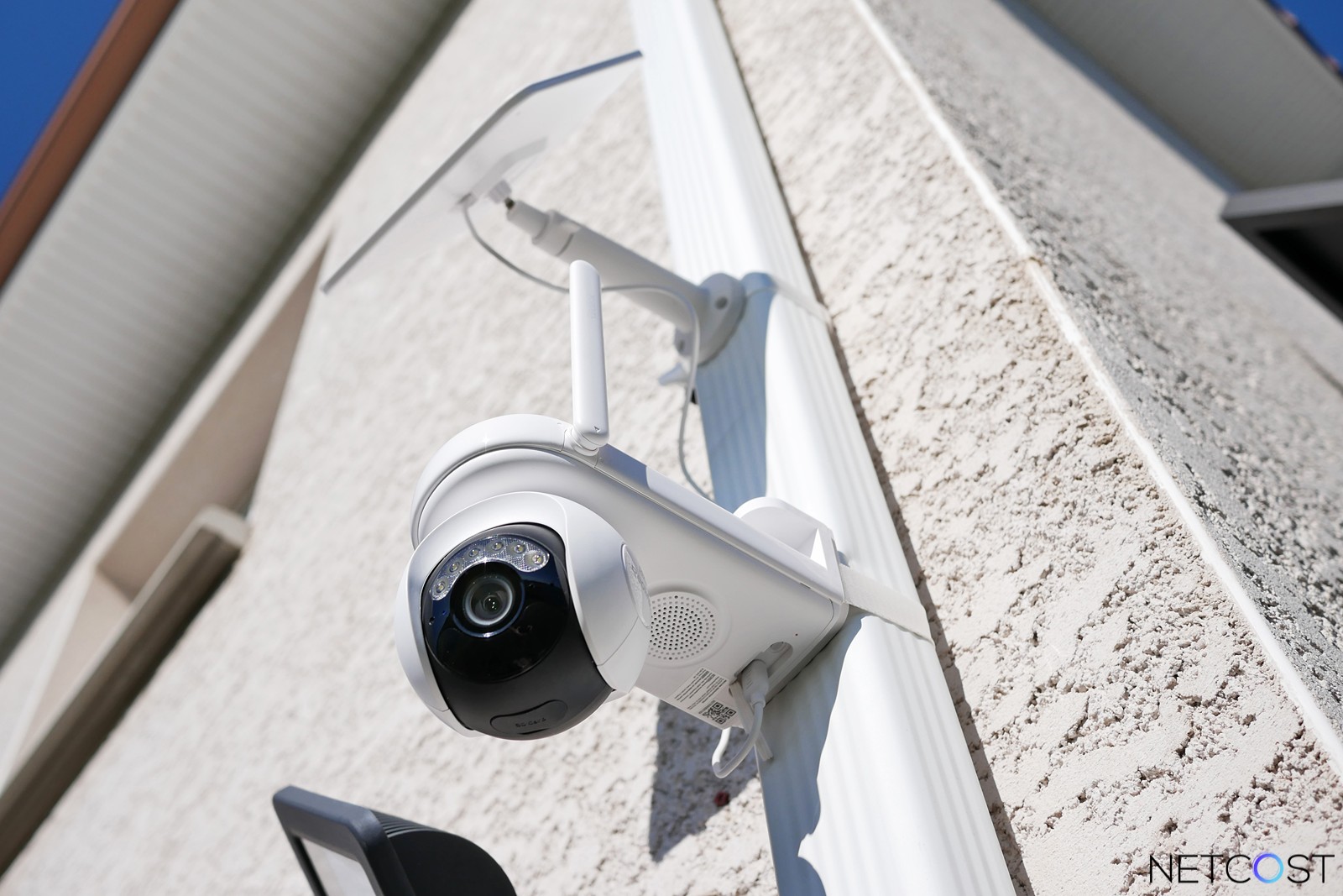 TEST Reolink Atlas PT Ultra : Caméra sécurité 4K, rotation 355° et longue autonomie 18 Reolnk Atlas Pt Ultra Test Review Monte Mounted Batterie Netcost