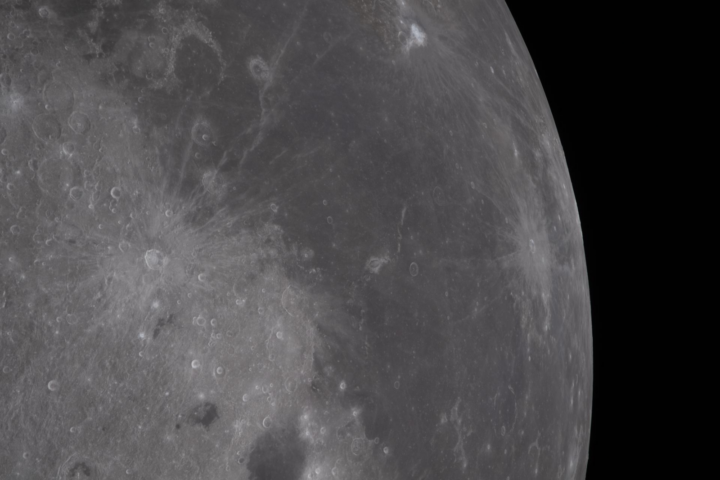 1775641013 428 Decouvrez la Lune comme jamais auparavant les images les