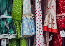 Le plus grand défi de Séville : où ranger son téléphone en toute sécurité lorsqu'on porte un costume de gitane 31 Le plus grand défi de la Feria de Séville : où ranger son téléphone en toute sécurité lorsqu'on porte un costume de gitane
