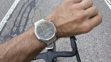 5 grandes montres pour cyclistes avec GPS, bonne batterie et meilleur écran 13 5 grandes montres pour cyclistes avec GPS, bonne batterie et meilleur écran