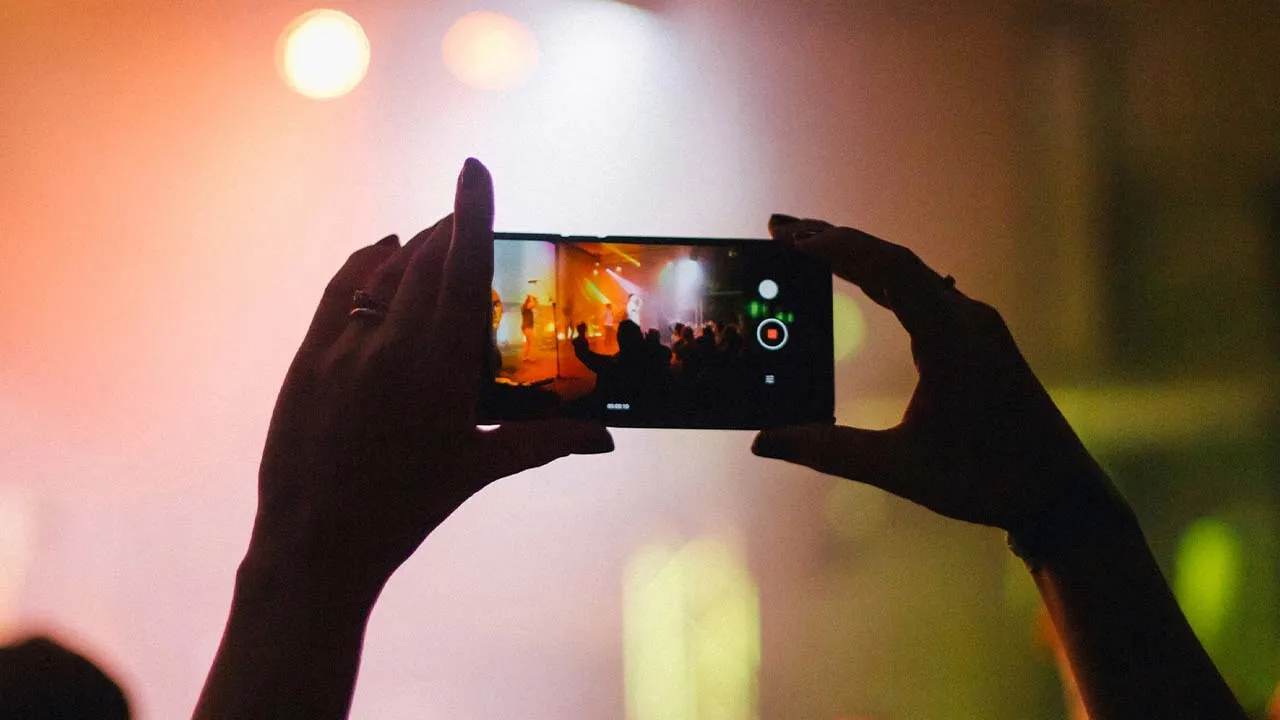 Ce n'est pas ton portable, c'est toi : tu filmes mal depuis des années, mais il y a une solution 3 Enregistrement d'un concert