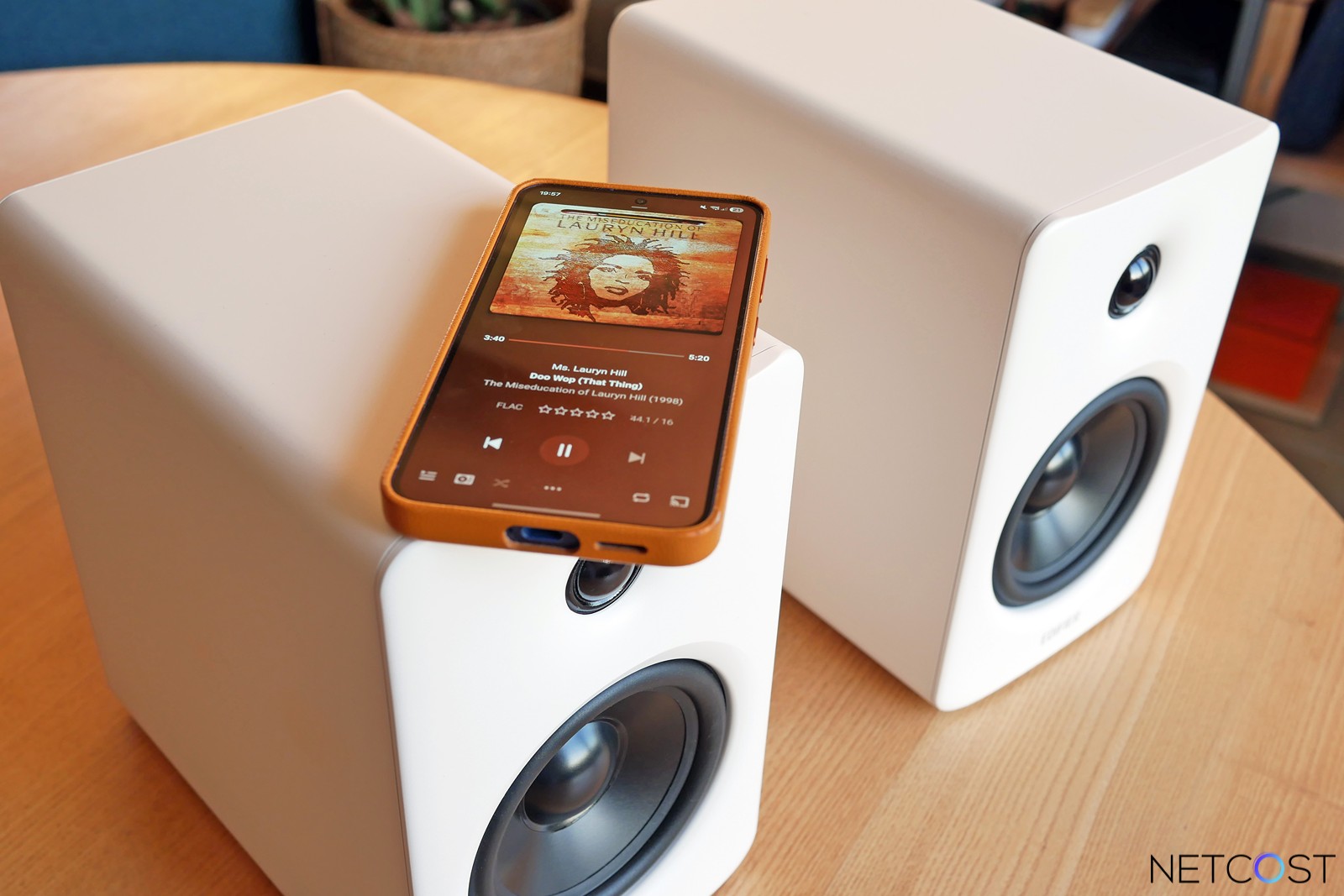 TEST Edifier M90 : Les enceintes compactes suréquipées pour PC, TV et smartphone 34 Edifier M90 Test Review Enceinte Netcost (26)