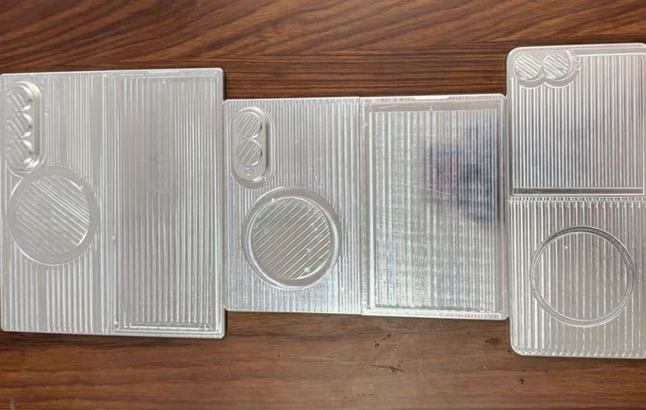 Fuites des prototypes des Samsung Galaxy Z Fold 8, Fold 8 Wide et Flip 8 !