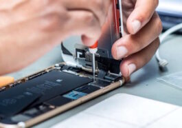 L'Union Européenne modifie les règles : dès 2027, vous pourrez réparer la batterie de votre smartphone 96 L'Union Européenne modifie les règles : dès 2027, vous pourrez réparer la batterie de votre smartphone