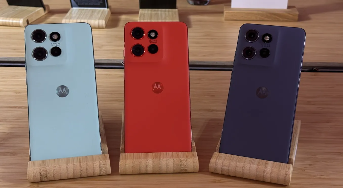 Le mobile de milieu de gamme méconnu avec des touches premium et des écouteurs offerts 2 Motorola Edge 60 Neo