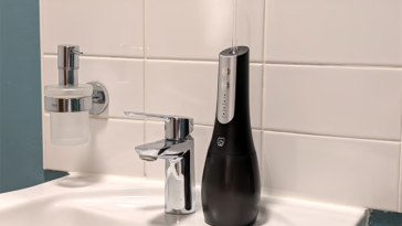 Meilleurs bains de bouche à eau 2026, testés et approuvés 5 Meilleurs bains de bouche à eau 2026, testés et approuvés