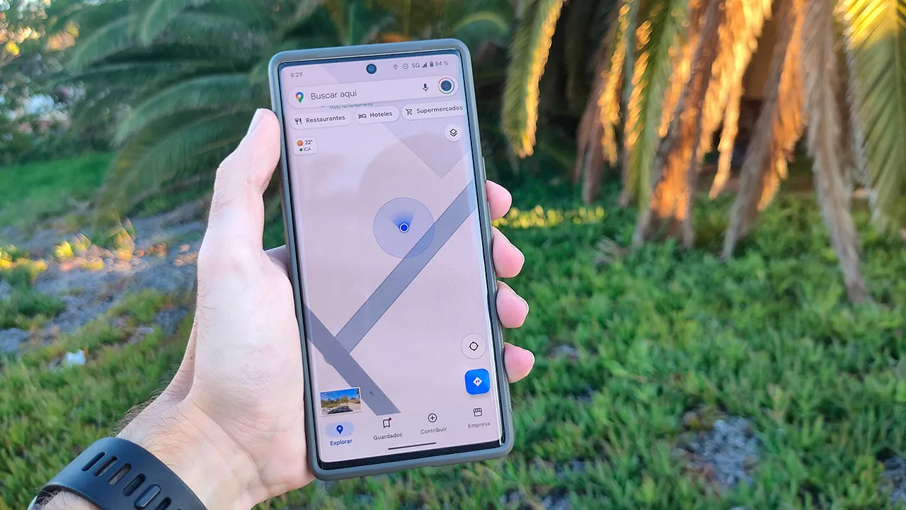 Nos parents n'en avaient pas besoin et nous ne pouvons pas vivre sans : le GPS a pris le contrôle des jeunes 2 Google Maps avec GPS actif sur smartphone Android