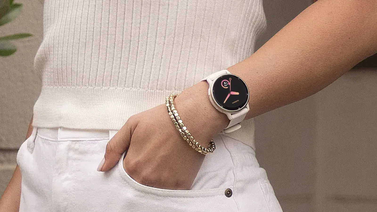 Si les montres connectées modernes vous dérangent, ces 5 modèles sont ce qui se rapproche le plus de ne rien porter au poignet 5 Garmin Vivoactive 5