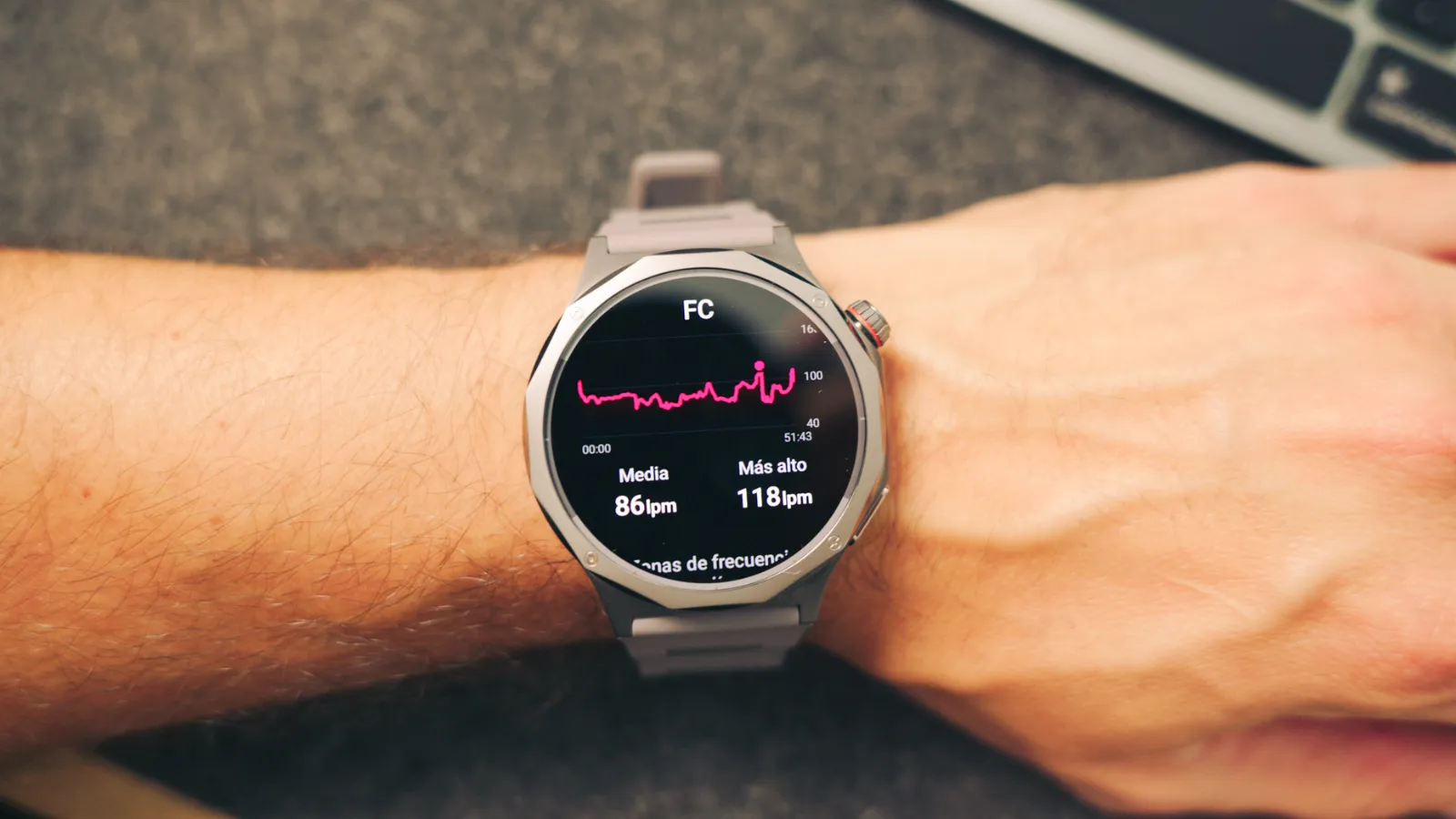 Je voulais une montre connectée pour mesurer ma fréquence cardiaque mais il fallait que je sache ça avant 3 Électrocardiogramme sur l'OPPO Watch X3