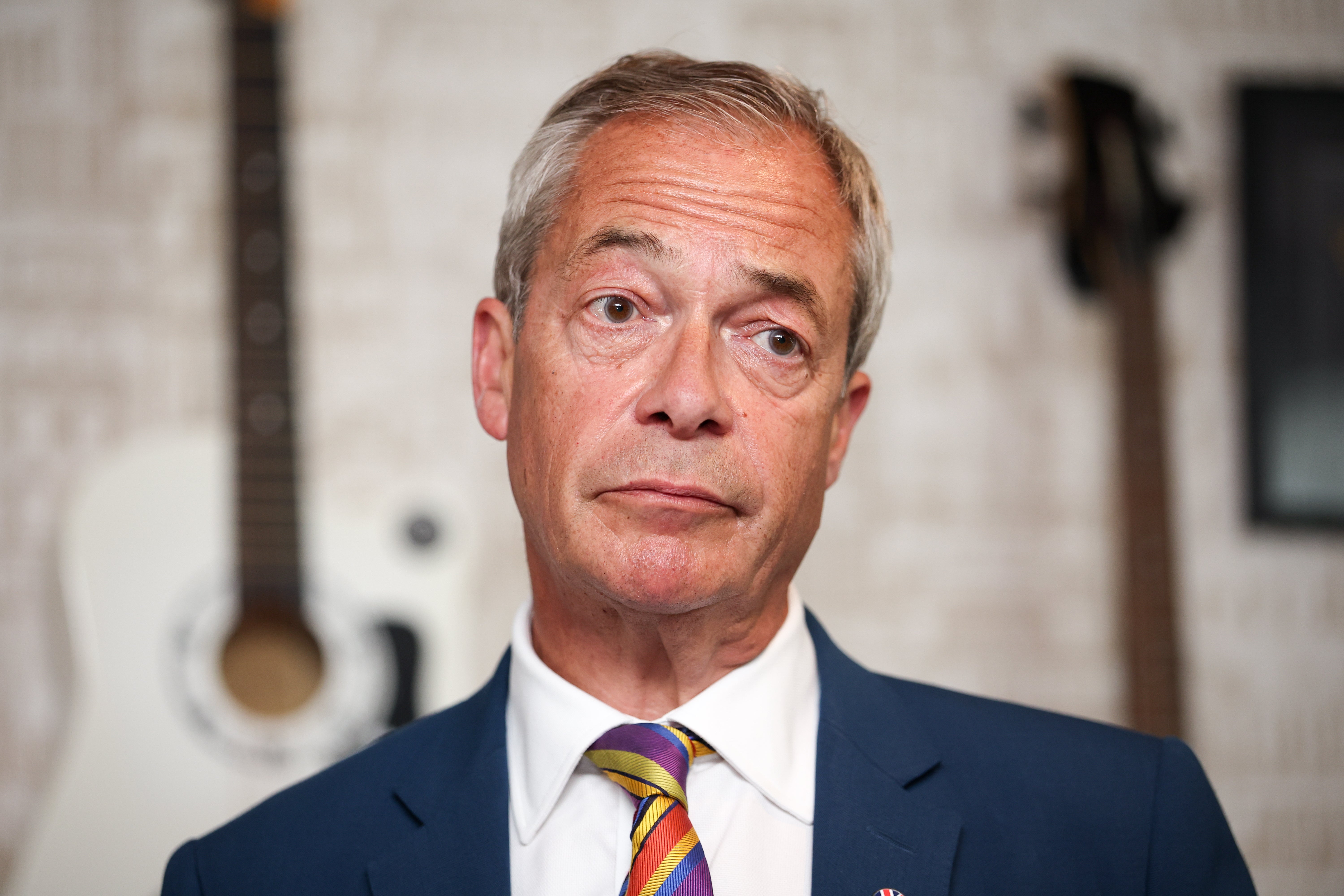 Un deepfake de Nigel Farage avec Jeffrey Epstein a circulé sur les réseaux sociaux plus tôt cette année