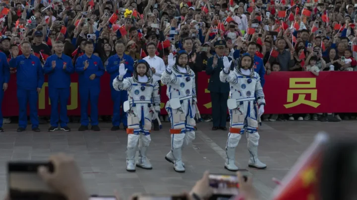 La Chine lance la mission Shenzhou-23 avec un astronaute pour un séjour d'un an dans l'espace 3 1779658952 871 La Chine lance la mission Shenzhou 23 avec un astronaute pour
