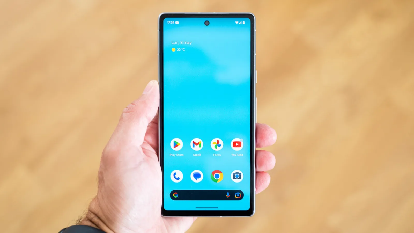 Google alerte : les hackers utilisent l'IA pour envahir nos smartphones 3 Défaut écran noir Android 16
