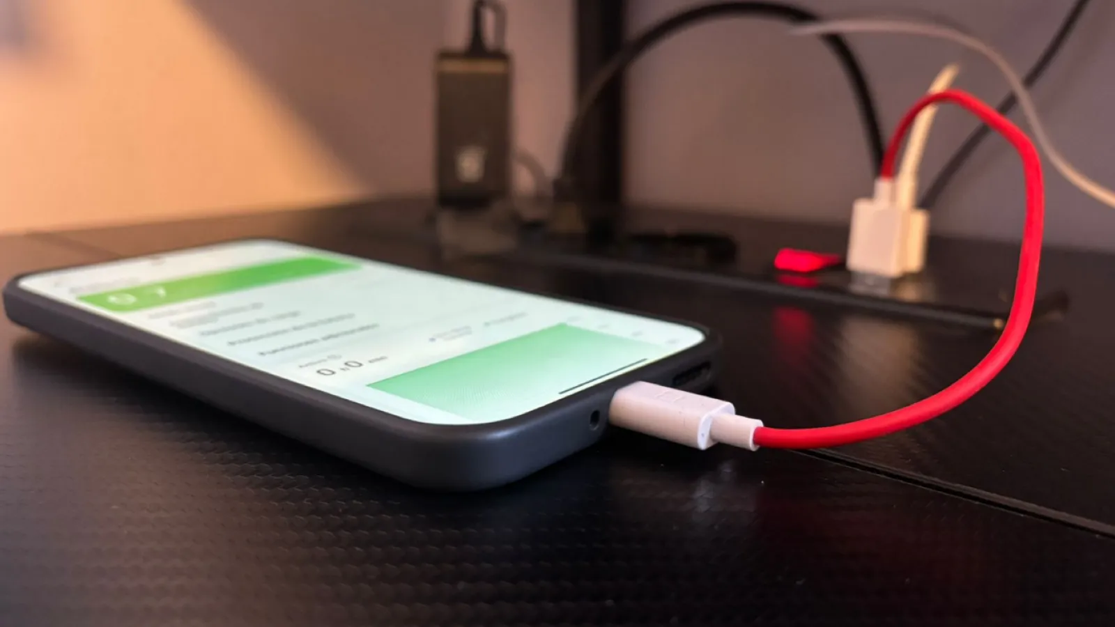 La recharge rapide du téléphone est-elle dangereuse par forte chaleur 2 Charge d'un téléphone via un câble USB
