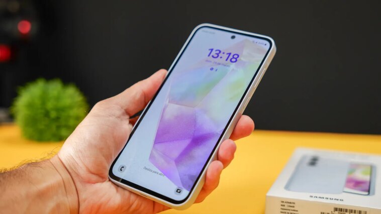 One UI 8 5 arrive sur trois nouveaux smartphones Samsung de milieu de gamme 1 One UI 8 5 arrive sur trois nouveaux smartphones Samsung de milieu de gamme
