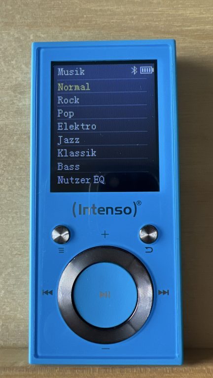 Intenso Video Scooter BT : l'héritier spirituel de l'iPod Nano 4 réglages Equalizer