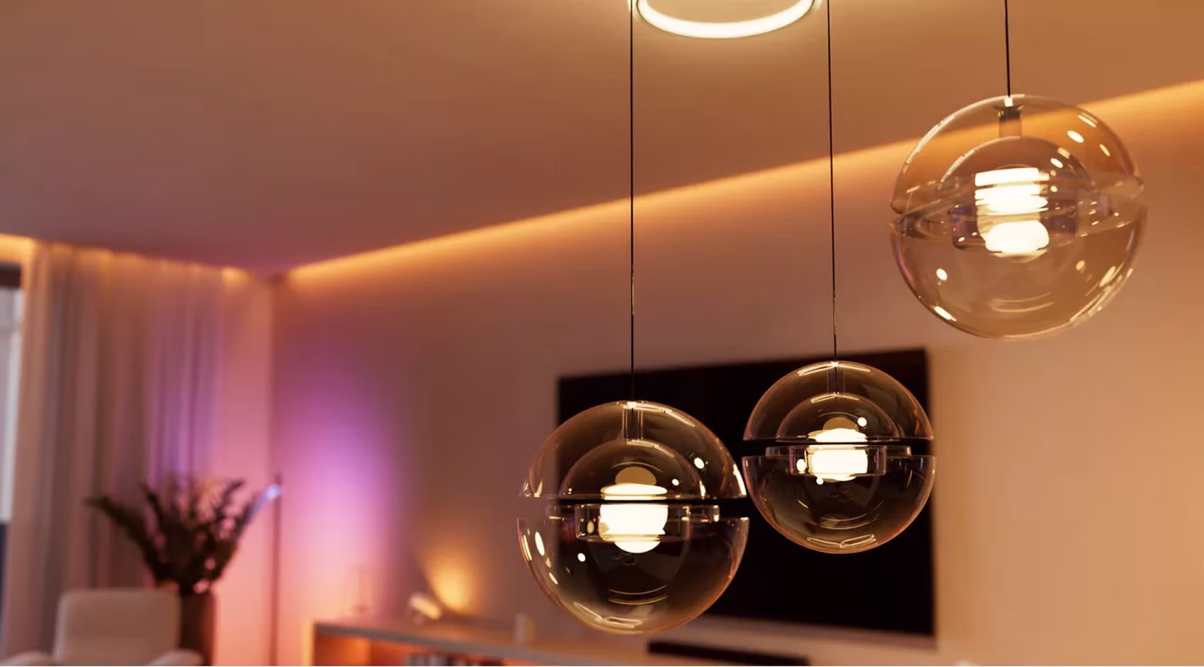 Philips Hue: Endlich! Wandschalter-Module machen klassische Lampen smart