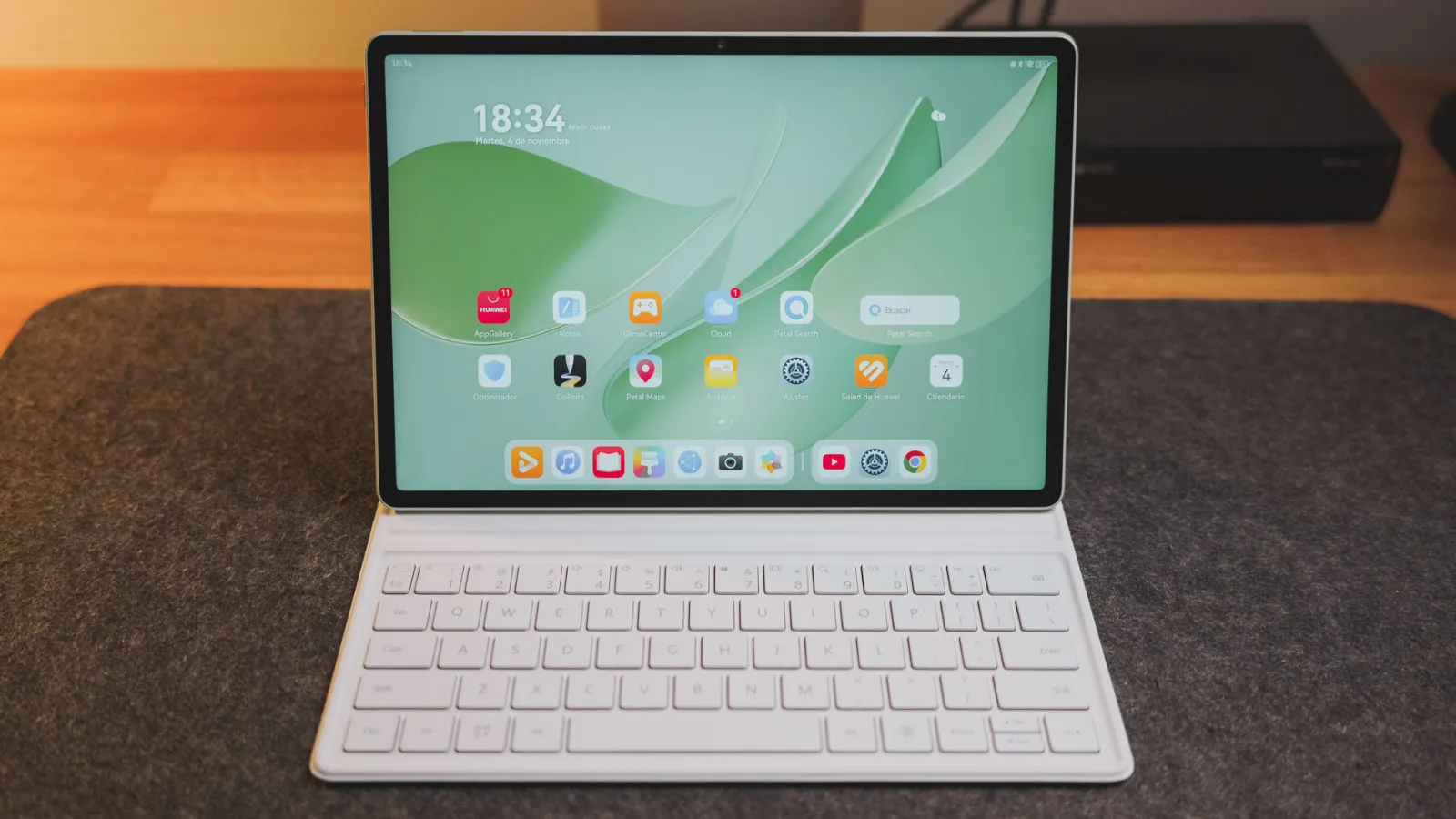 HarmonyOS en détail Fonctionnement historique versions et appareils compatibles 3 Écran et clavier de la Huawei MatePad 12X
