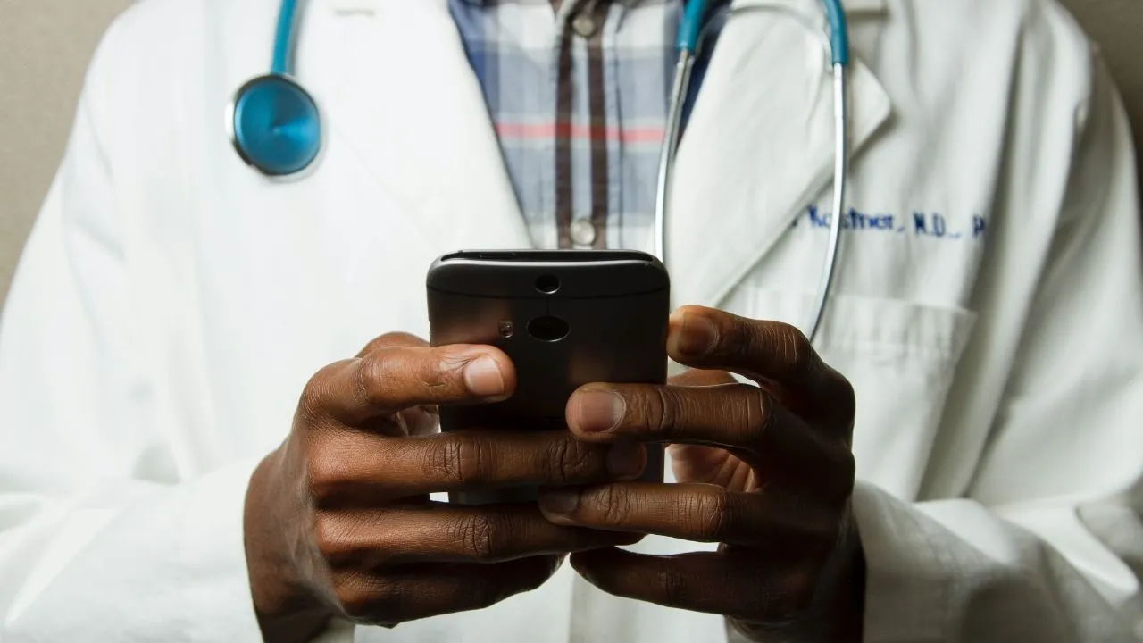 Tout ce que vous pouvez faire pour résoudre les problèmes de l'application Cita Sanitaria avant de vous décourager 3 Prendre rendez-vous chez le médecin depuis la maison avec un mobile