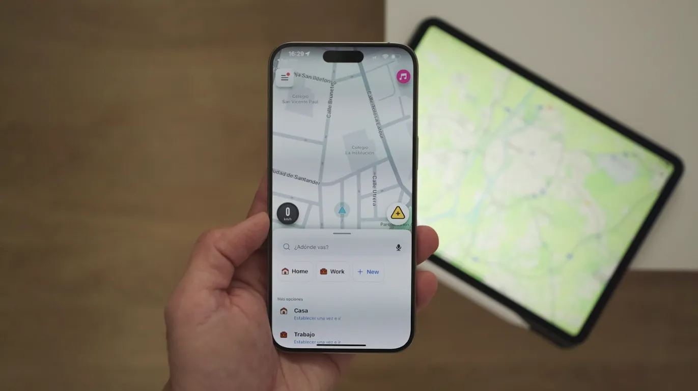 Android Auto ajoute enfin une fonction que nous réclamions depuis des années 3 Waze sur un iPhone