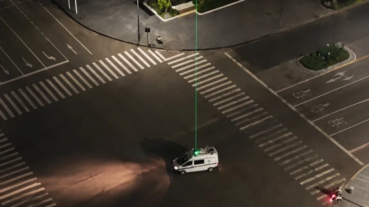 Ce n'est pas de la science-fiction : ce laser LiDAR analyse la pollution en temps réel 2 Illustration d'un laser mesurant la pollution