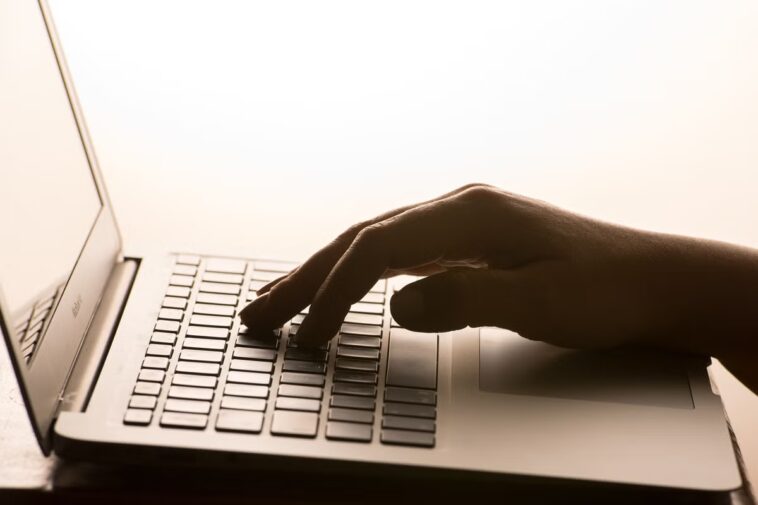 L'IA va 'transformer' les services financiers d'ici 2030, selon une étude 1 L'IA va 'transformer' les services financiers d'ici 2030, selon une étude