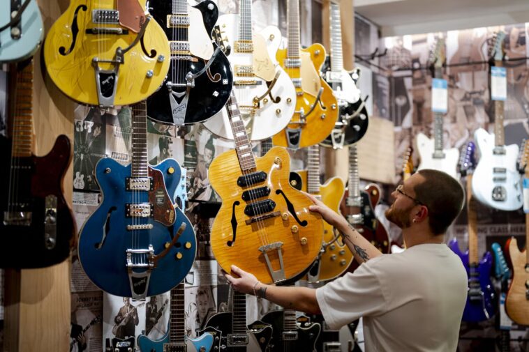 L'IA menace les musiciens tandis que la réglementation britannique prend du retard selon une étude 1 L'IA menace les musiciens tandis que la réglementation britannique prend du retard selon une étude