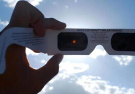 Éclipse solaire : vos vieilles lunettes suffiront-elles pour le 12 août ? 39 Éclipse solaire : vos vieilles lunettes suffiront-elles pour le 12 août ?