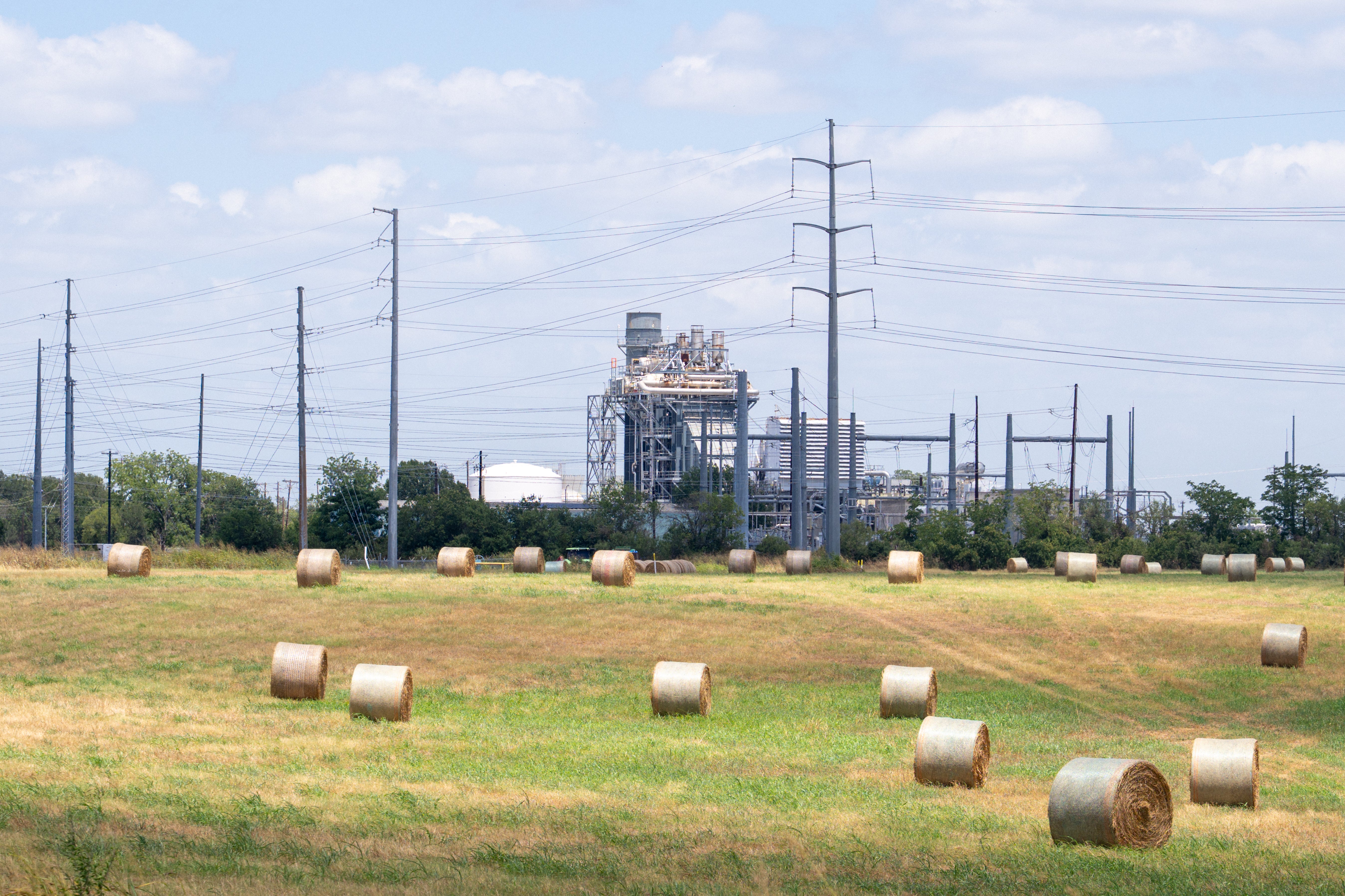 Les habitants du Texas fulminent contre un projet de centre de données près d'un monastère bouddhiste 2 Un projet de centre de données près d'un monastère bouddhiste à Westlake, au Texas, suscite l'opposition des riverains qui craignent la destruction de la tranquillité de leur communauté