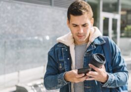 Les médecins mettent en garde contre les effets néfastes du smartphone sur votre santé : reconnaissez les symptômes 37 Les médecins mettent en garde contre les effets néfastes du smartphone sur votre santé : reconnaissez les symptômes