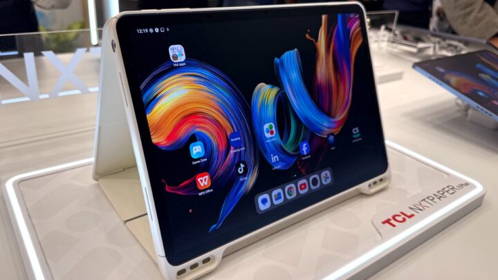 TCL ambitionne de réinventer l'écran des smartphones et des tablets avec cette innovation majeure 3 TCL veut réinventer l'écran de smartphone et c'est son grand pari