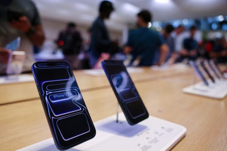 Apple s'apprête à dévoiler le redesign le plus radical de l'iPhone à ce jour 1 Apple s'apprête à dévoiler le redesign le plus radical de l'iPhone à ce jour