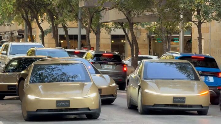 Tesla Cybercab : sans volant ni pédales, doté d’un joystick caché 3 Vidéo montrant Austin se remplir de Cybercabs Tesla avant le lancement