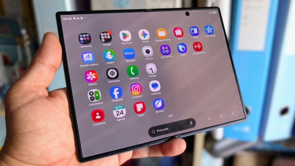 Un téléphone pliable peut-il remplacer votre tablette 3 Samsung Galaxy Z Fold 8 écran pliable