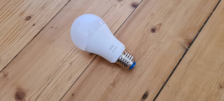 Ambiscape : Connectez vos ampères intelligentes à votre téléviseur Philips pour une immersion totale 2 Les lampes WiZ sont en partie compatibles avec Matter. (Photo : Sven Wernicke)