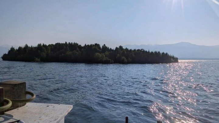 Après des semaines de disparition, cette île a été retrouvée à 30 kilomètres 2 Apres des semaines de disparition cette ile a ete retrouvee