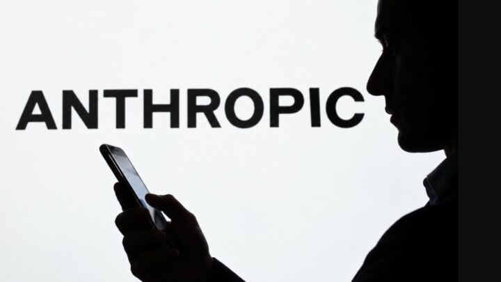 Des Hackers ont Compromis Claude pour Espionner 1,8 Million d'Apps Android 2 Des hackers ont utilisé Claude pour analyser 1,8 million d'apps Android