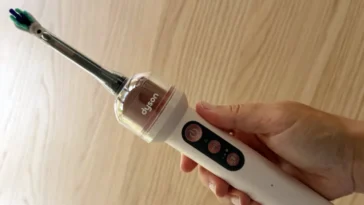 Dysony interrompt en France la commercialisation de sa brosse à dents à 479 euros après seulement dix jours 15 Dysony interrompt en France la commercialisation de sa brosse à dents à 479 euros après seulement dix jours