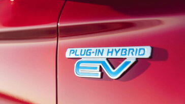 Les hybrides rechargeables émettent finalement jusqu'à six fois plus que prévu par les constructeurs 10 Les hybrides rechargeables émettent finalement jusqu'à six fois plus que prévu par les constructeurs