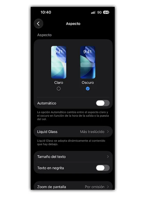 Si j’étais toi, je ne mettrais pas à jour mon iPhone vers iOS 27 pour l'instant 2 Menu de configuration de l'apparence dans iOS avec les options de mode clair, mode sombre et le réglage Liquid Glass.