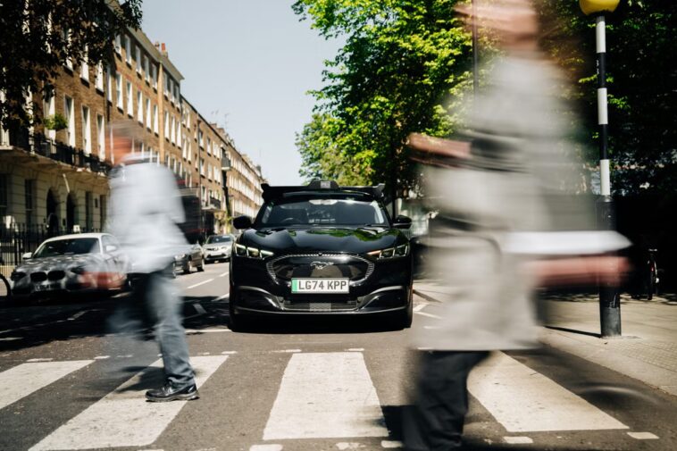 Uber lance des robotaxis à Londres après avoir supprimé des milliers d'emplois 1 Uber lance des robotaxis à Londres après avoir supprimé des milliers d'emplois