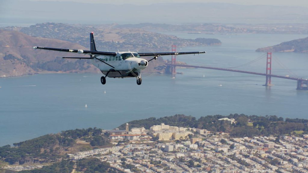 Un avion traverse les États-Unis d'une côte à l'autre sur plus de 5 000 km sans pilote à bord 2 Un avion traverse les Etats Unis dune cote a lautre sur