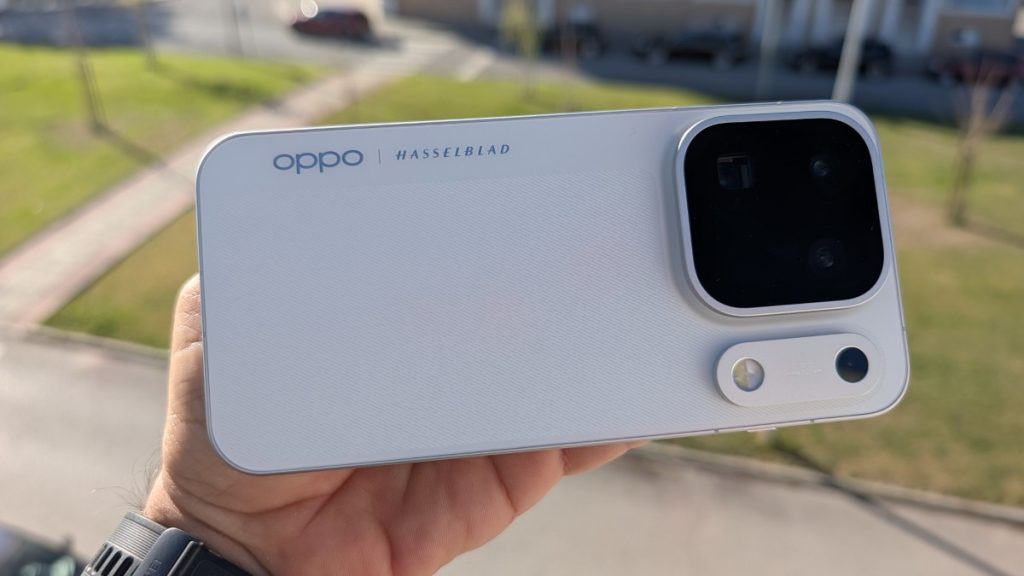 1792592692 807 OPPO Find X10 Pro Max le mastodonte a 200