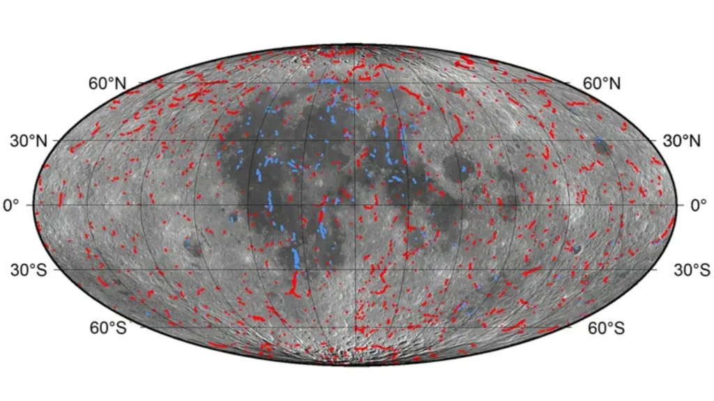 La Lune rétrécit : plus de 10 000 failles révèlent des bouleversements sur notre satellite 3 Carte globale de la Lune montrant la localisation des failles compressives
