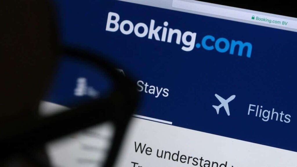La Commission Européenne ouvre une enquête sur Booking voici les informations en notre possession 2 Illustration représentant la plateforme Booking.com sous enquête