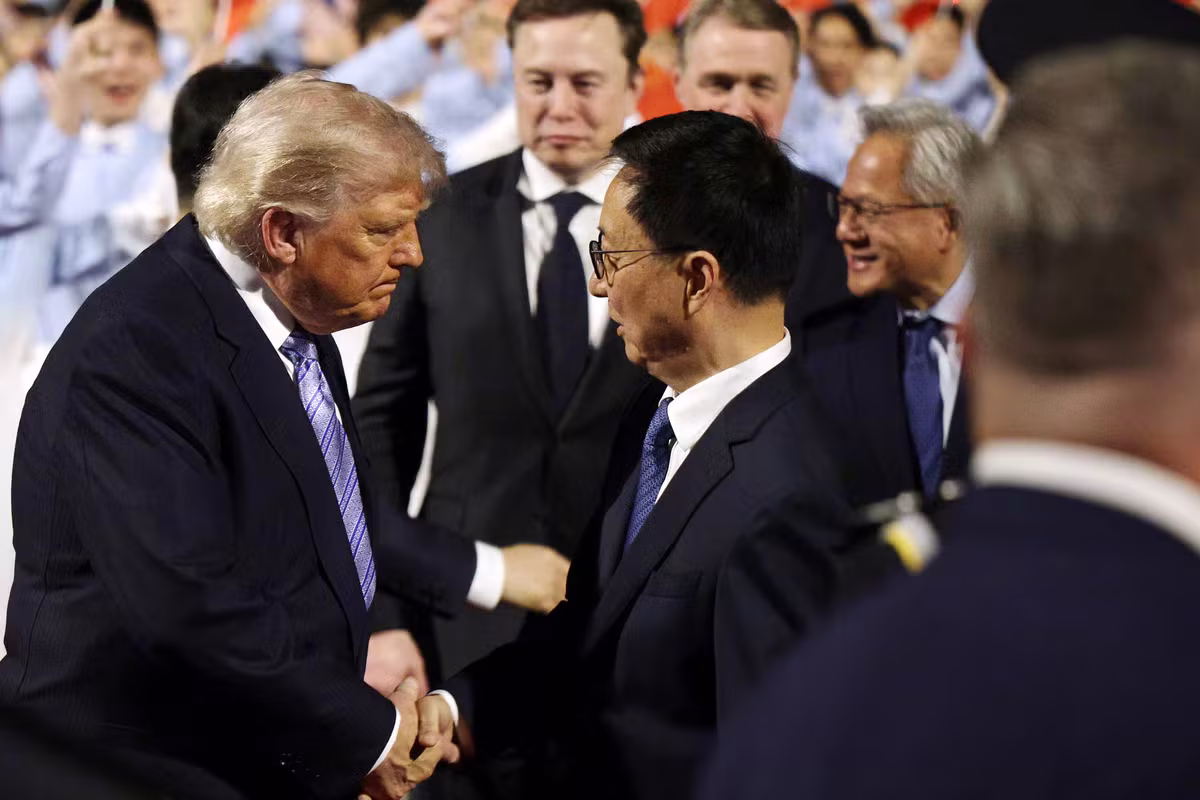 La méga-fusion SpaceX-Tesla pourrait contourner le problème chinois de Musk 101 La méga-fusion SpaceX-Tesla pourrait contourner le problème chinois de Musk