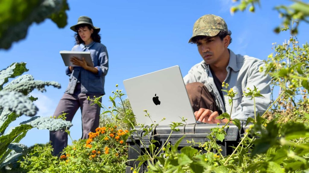 Nouveau MacBook Pro 14" avec M6: plus d'IA et jusqu'à 24 heures d'autonomie 2 Nouveau MacBook Pro 14 avec M6 plus dIA et jusqua
