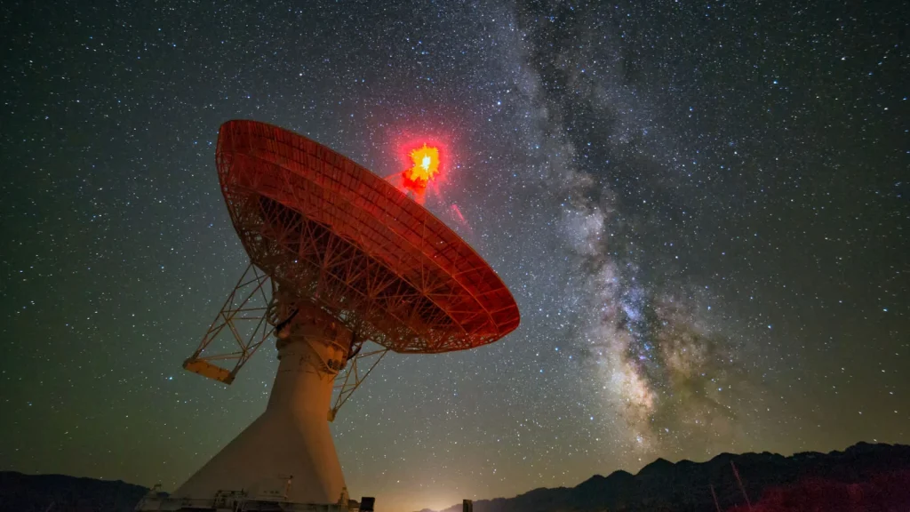 Ondes radio d'une exoplanète captées : une piste vers la vie extraterrestre 2 Image illustrant la recherche de signaux de Beta Pictoris b